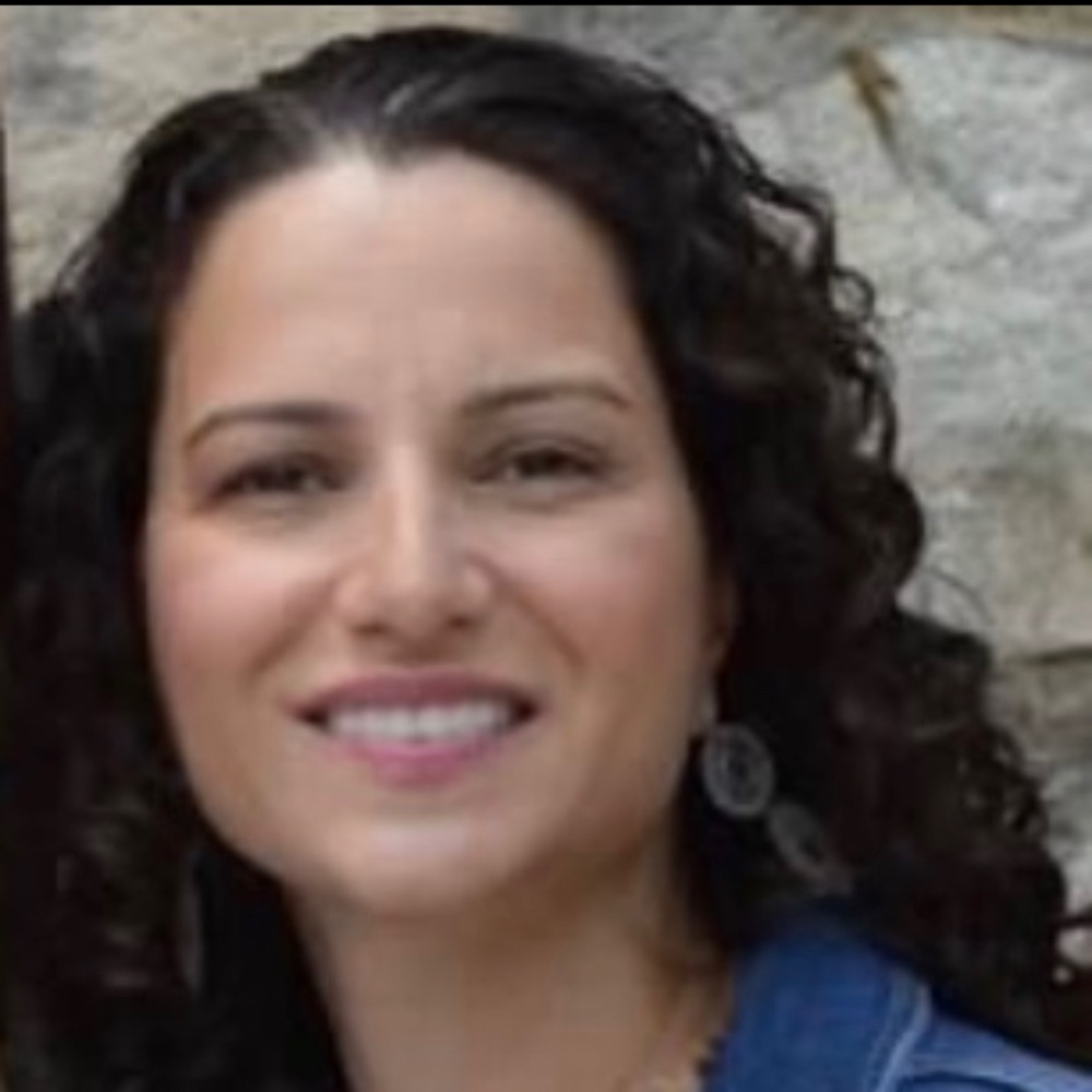 Meet your Posher, Daniela